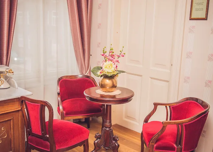 Margaretha Boutique 3*